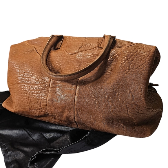 YVES SAINT LAURENT EASY BOSTON BAG - Picture 16 of 16